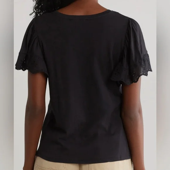 Tahari Eyelet Flutter Sleeve Top. Size S - Picture 2 of 11